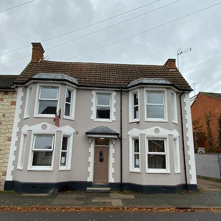 Abbey Guest House Milton Keynes Dış mekan fotoğraf