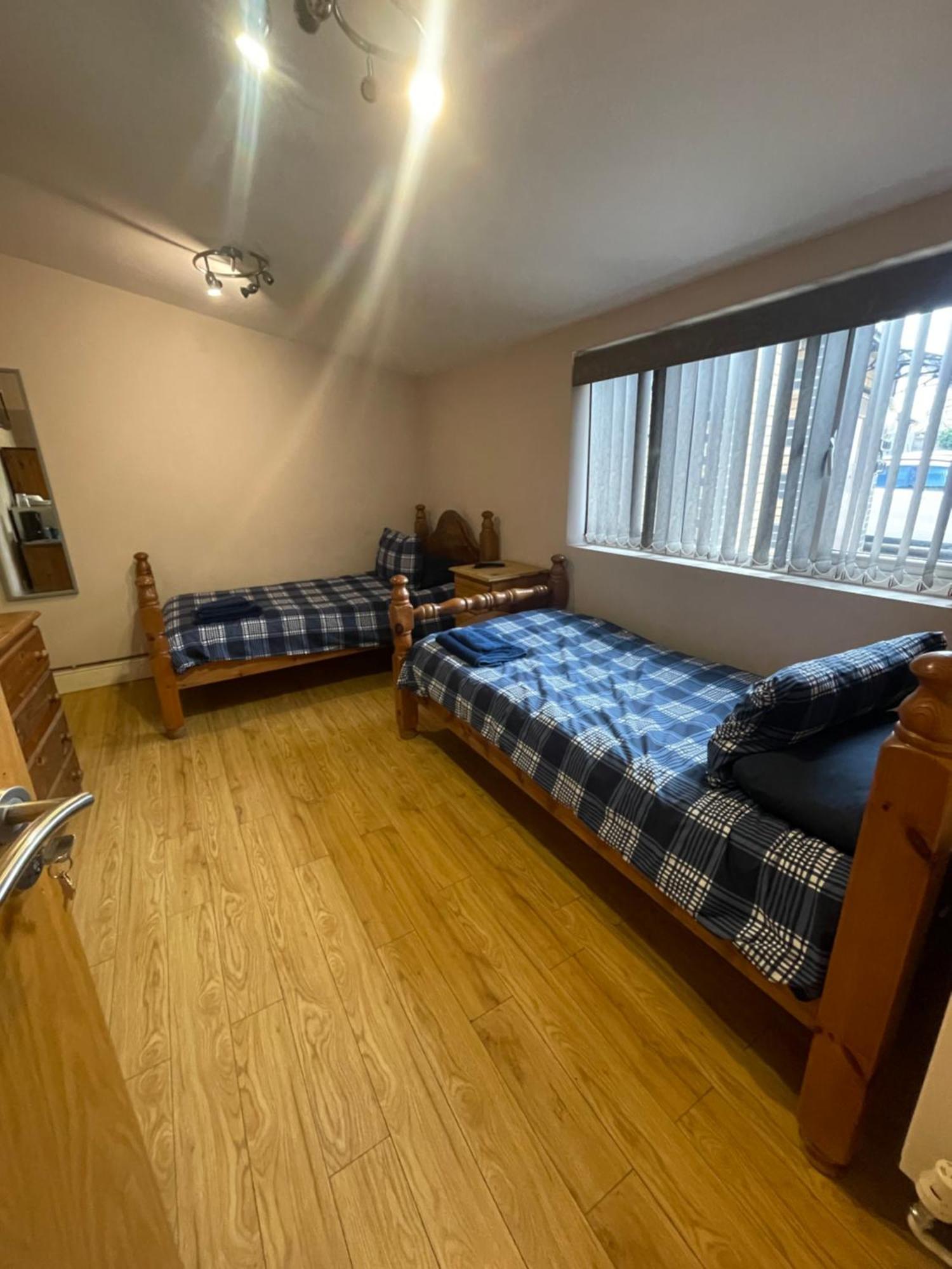 Abbey Guest House Milton Keynes Dış mekan fotoğraf