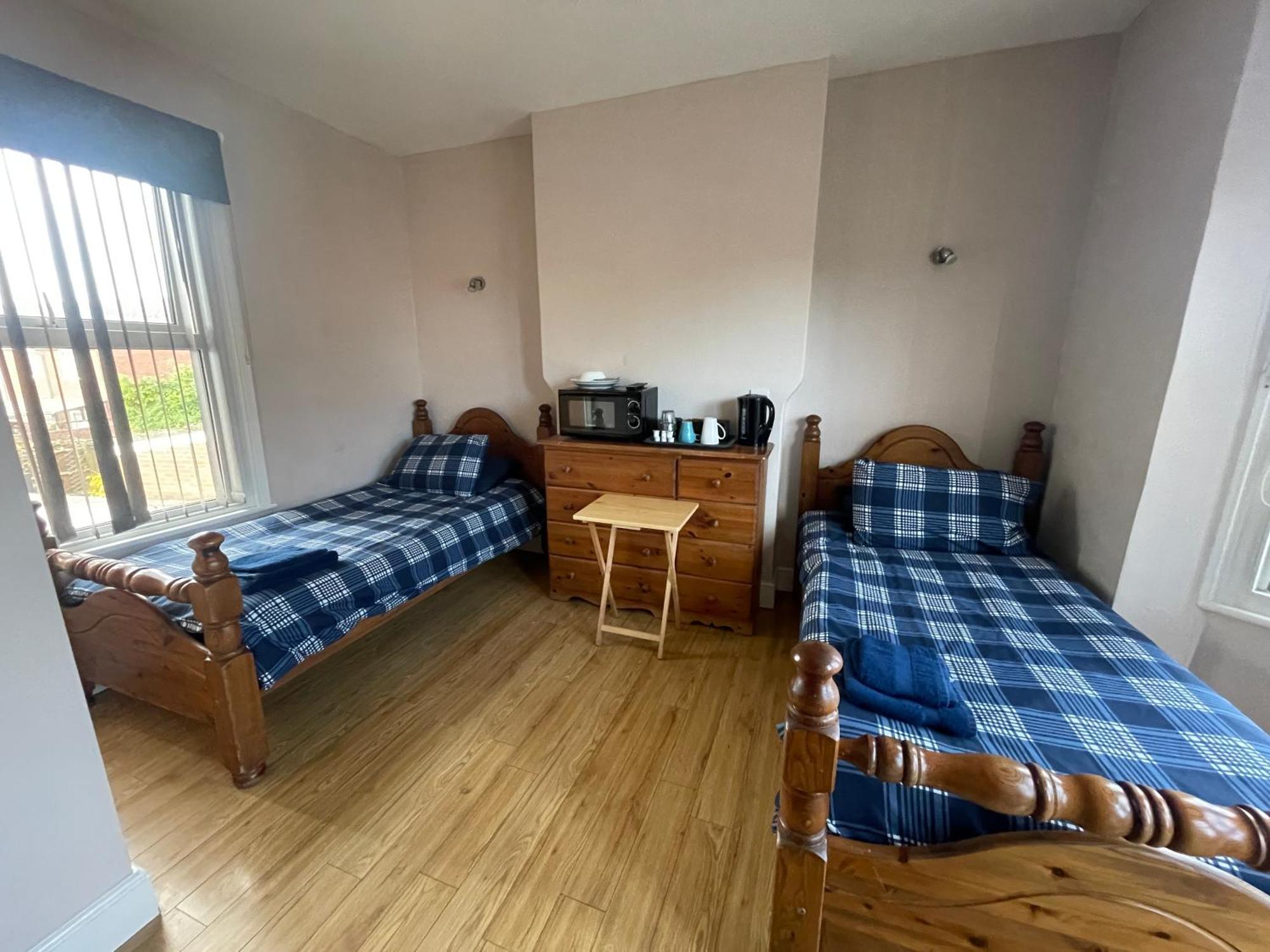 Abbey Guest House Milton Keynes Dış mekan fotoğraf