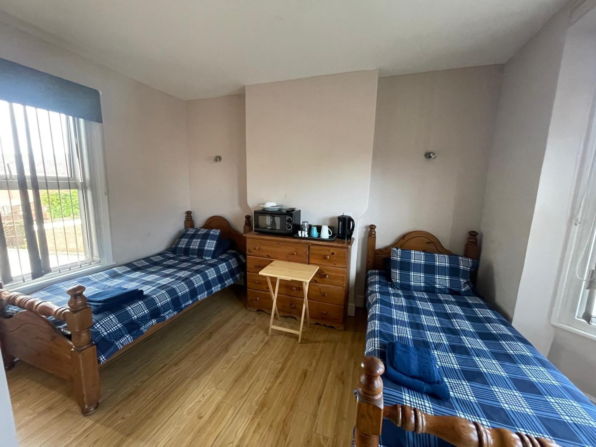 Abbey Guest House Milton Keynes Dış mekan fotoğraf